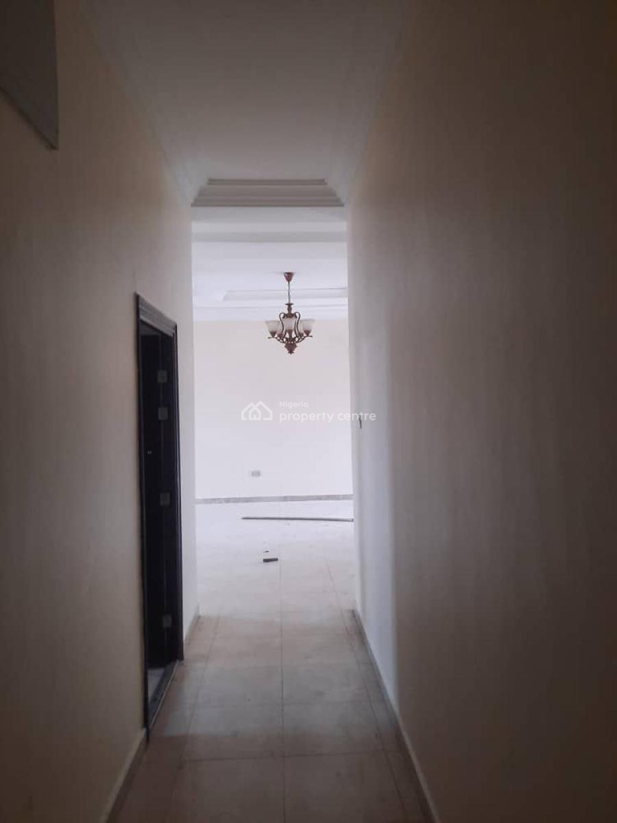 3bedroom Luxury Apartment Party Furnished, Unilag Estate, Magodo Gra Phase One, Magodo, Lagos, Flat / Apartment for Rent