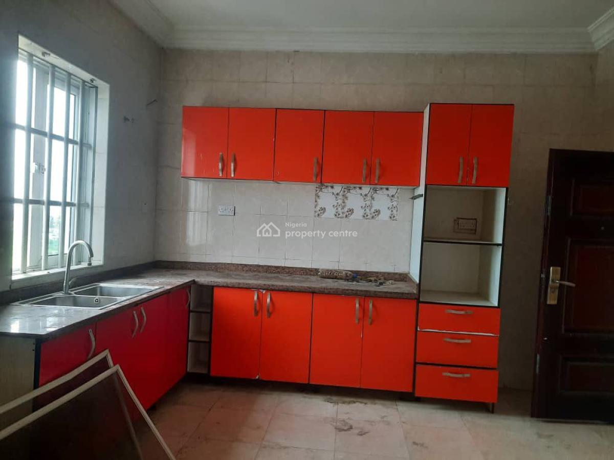 3bedroom Luxury Apartment Party Furnished, Unilag Estate, Magodo Gra Phase One, Magodo, Lagos, Flat / Apartment for Rent