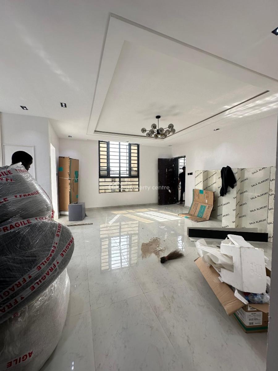 Luxury 3 Bedroom Apartment with Bq, Lekki Phase 1, Lekki Phase 1, Lekki, Lagos, Flat / Apartment for Rent