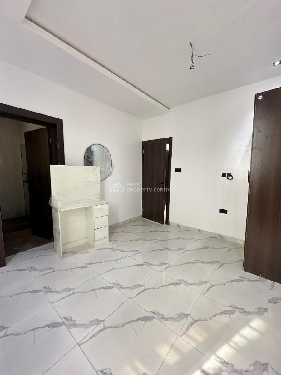 Luxury 3 Bedroom Apartment with Bq, Lekki Phase 1, Lekki Phase 1, Lekki, Lagos, Flat / Apartment for Rent