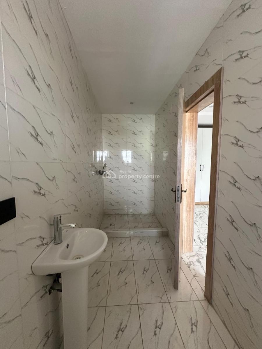 Brand New 3 Bedroom Apartment with Pool & Gym, Lekki Phase 1, Lekki Phase 1, Lekki, Lagos, Flat / Apartment for Rent