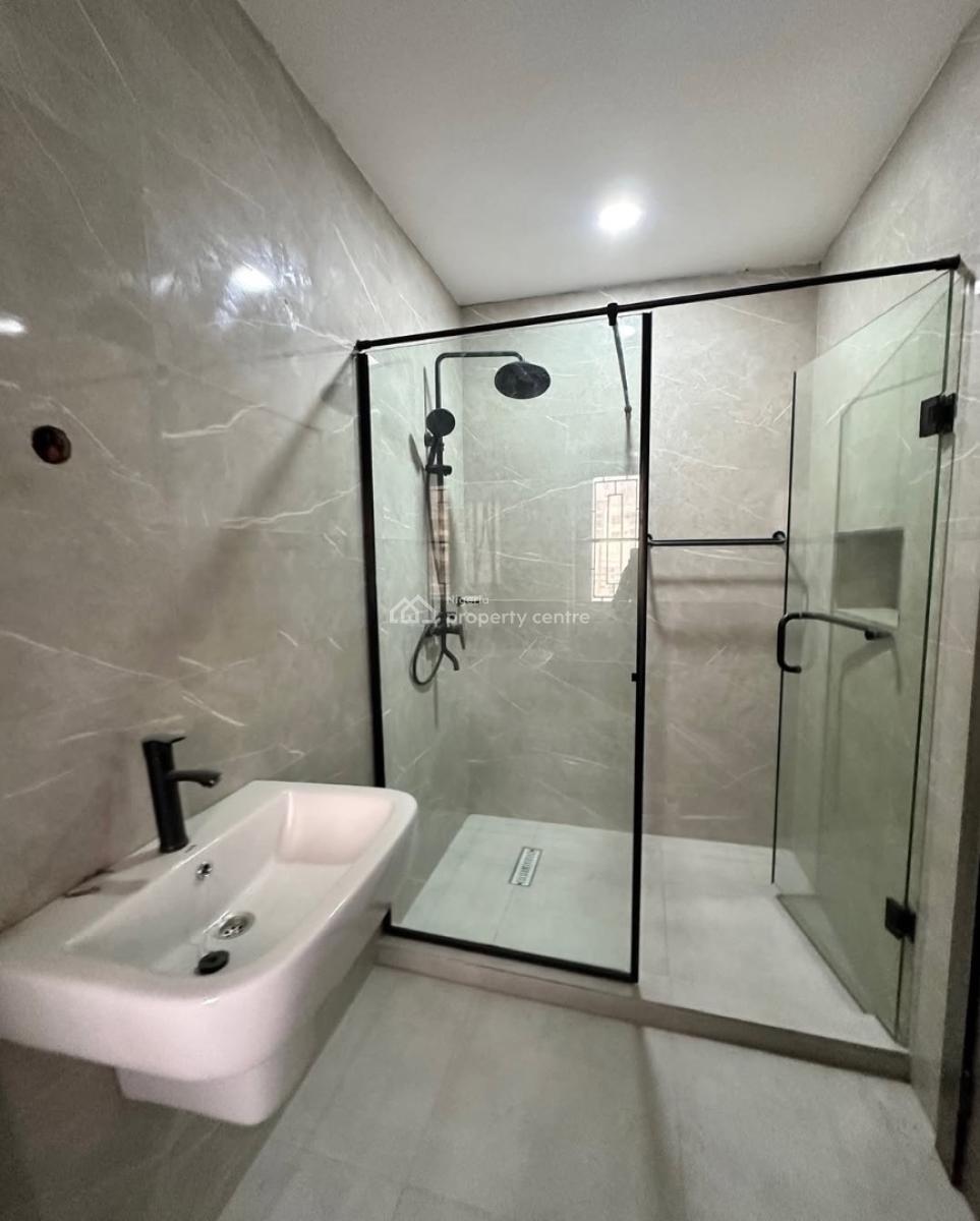 Lovely 3 Bedroom Apartment, Oniru, Oniru, Victoria Island (vi), Lagos, Block of Flats for Sale