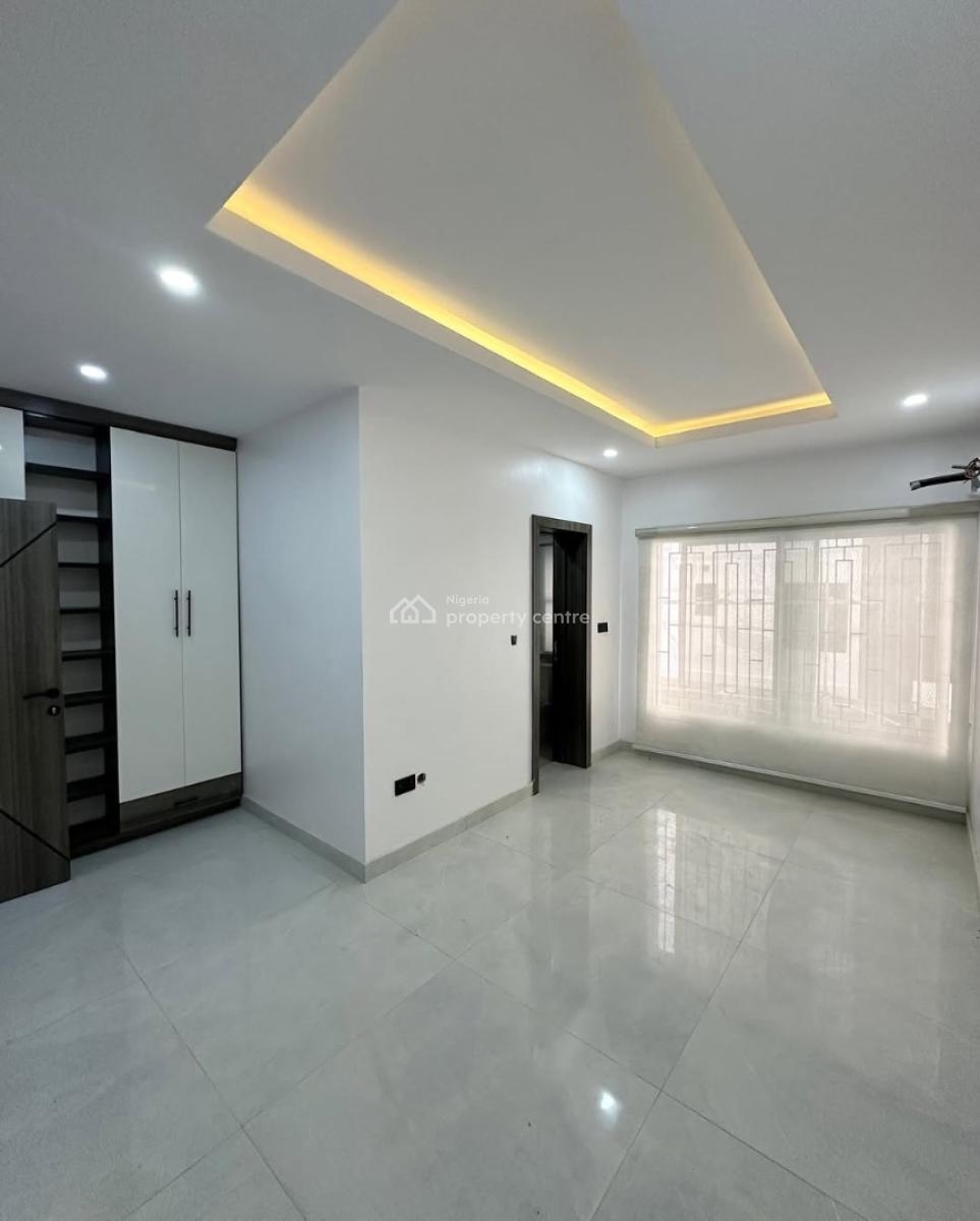 Lovely 3 Bedroom Apartment, Oniru, Oniru, Victoria Island (vi), Lagos, Block of Flats for Sale