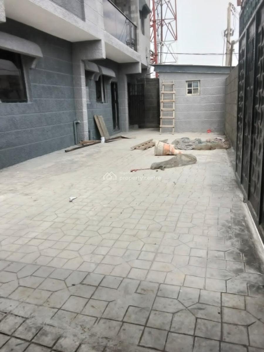 Newly Built 3 Bedroom Flat, Maryland, Lagos, Flat / Apartment for Rent