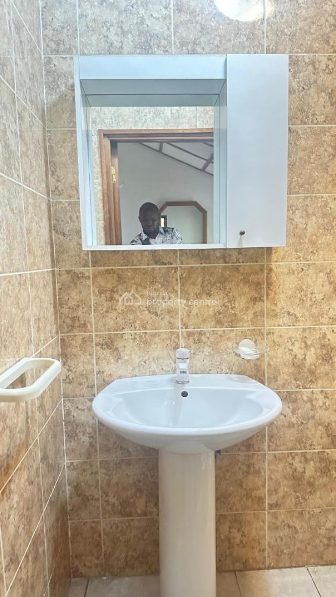 Beautifully Furnished/ Unfurnished 2 Bedroom Apartment with a Room Bq, Old Ikoyi, Ikoyi, Lagos, Flat / Apartment for Rent