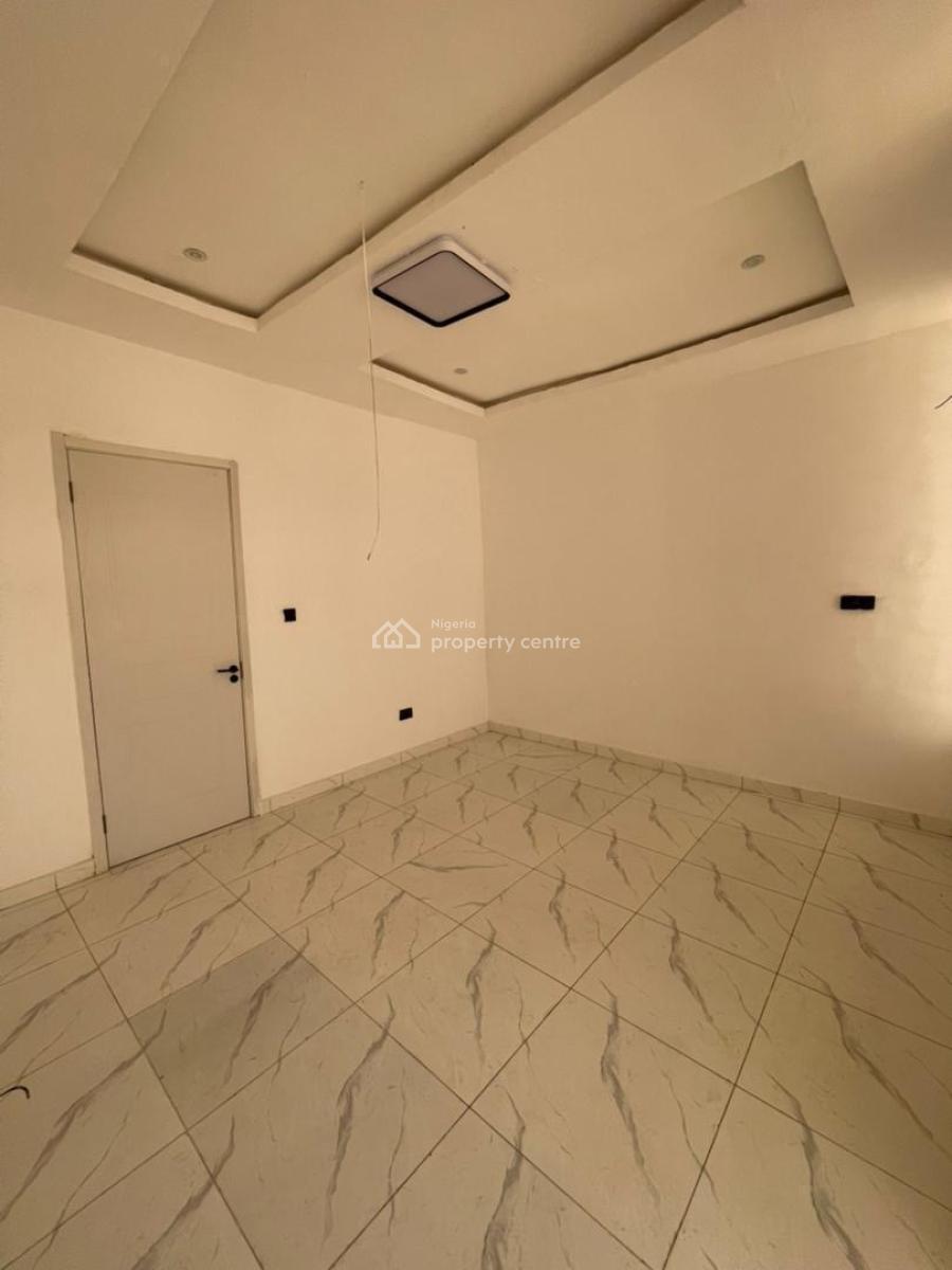 Distress Awoof Self Compound 4bed Semi Detached Duplex in Ikota Gra, Ikota  Gra ,lekki ,lagos ,nigeria, Ikota, Lekki, Lagos, Semi-detached Duplex for Sale