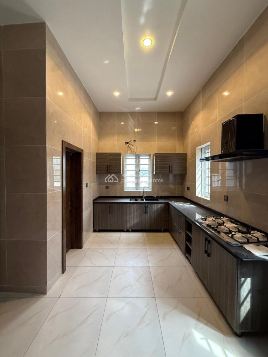 Well Located 4bedroom Semi-detached Duplex with Boys Quarter, Engr Lere Adigun Gra, Bashorun, Ibadan, Oyo, Semi-detached Duplex for Rent