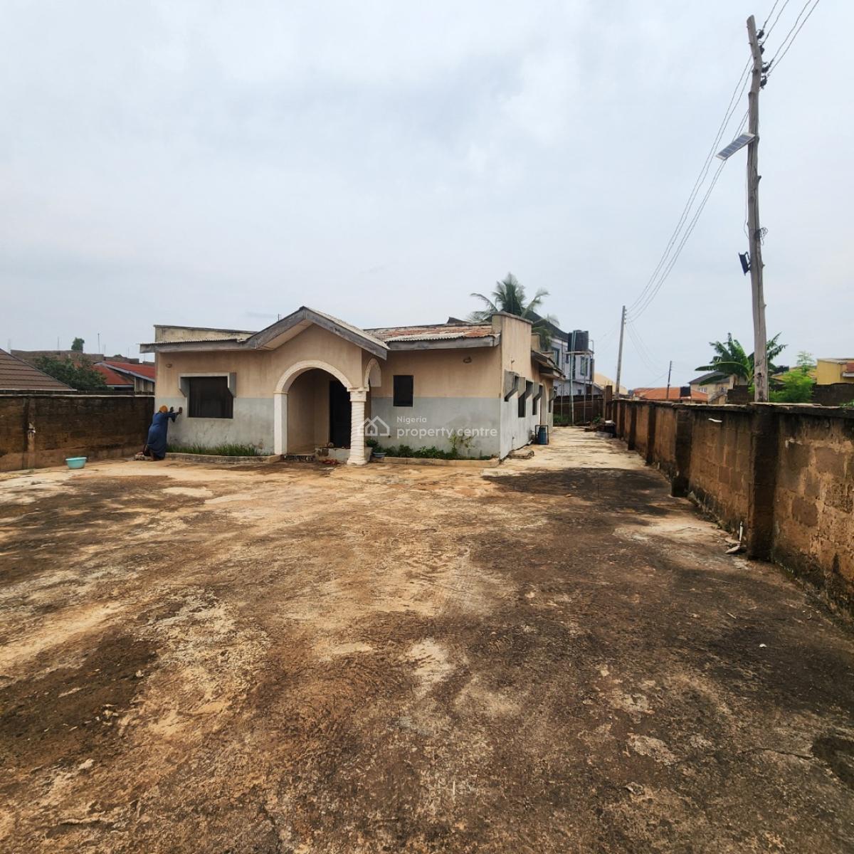 Four Bedroom Flat, Goodness Estate, Behind Ojoo Barracks, Ojoo, Ibadan, Oyo, Detached Bungalow for Sale