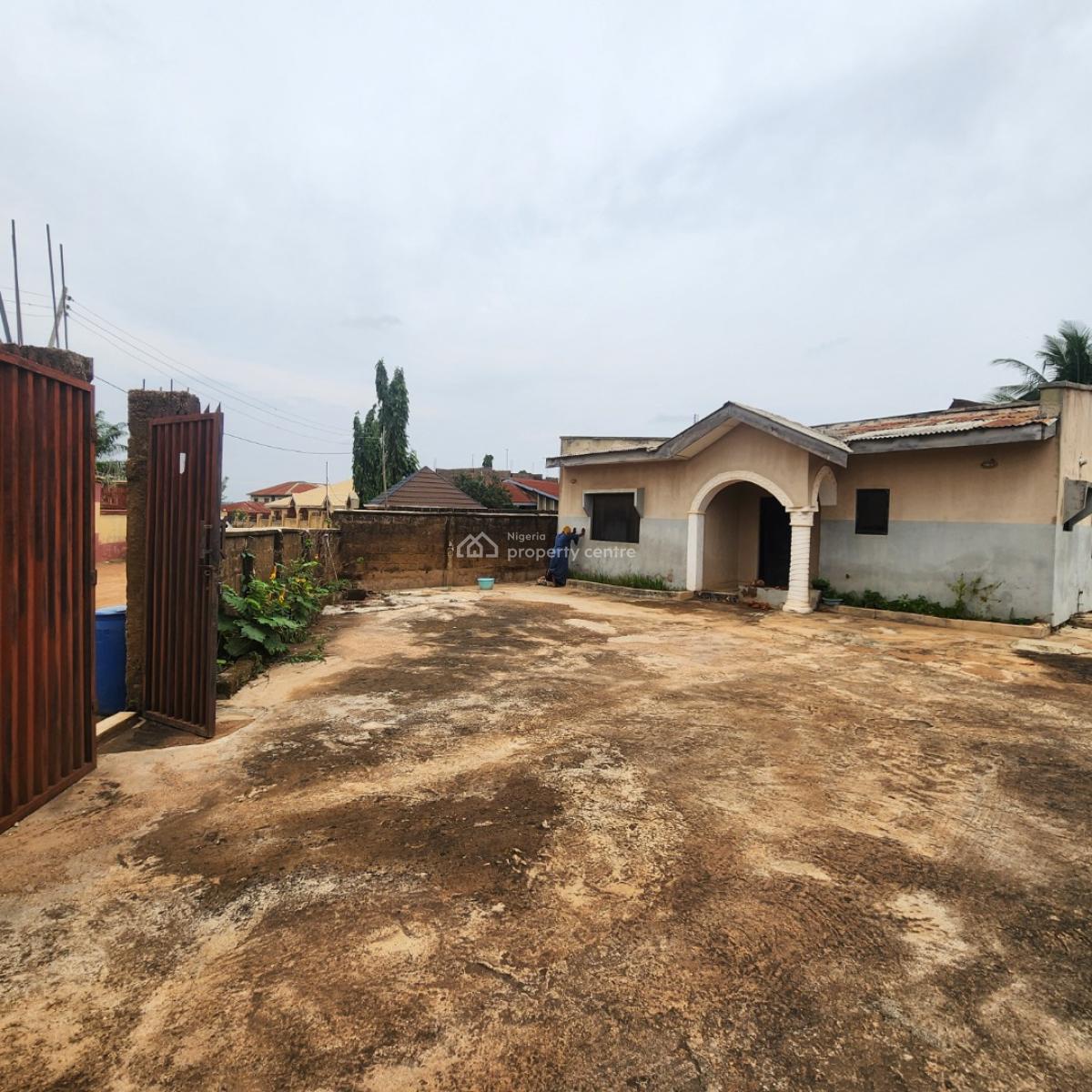 Four Bedroom Flat, Goodness Estate, Behind Ojoo Barracks, Ojoo, Ibadan, Oyo, Detached Bungalow for Sale