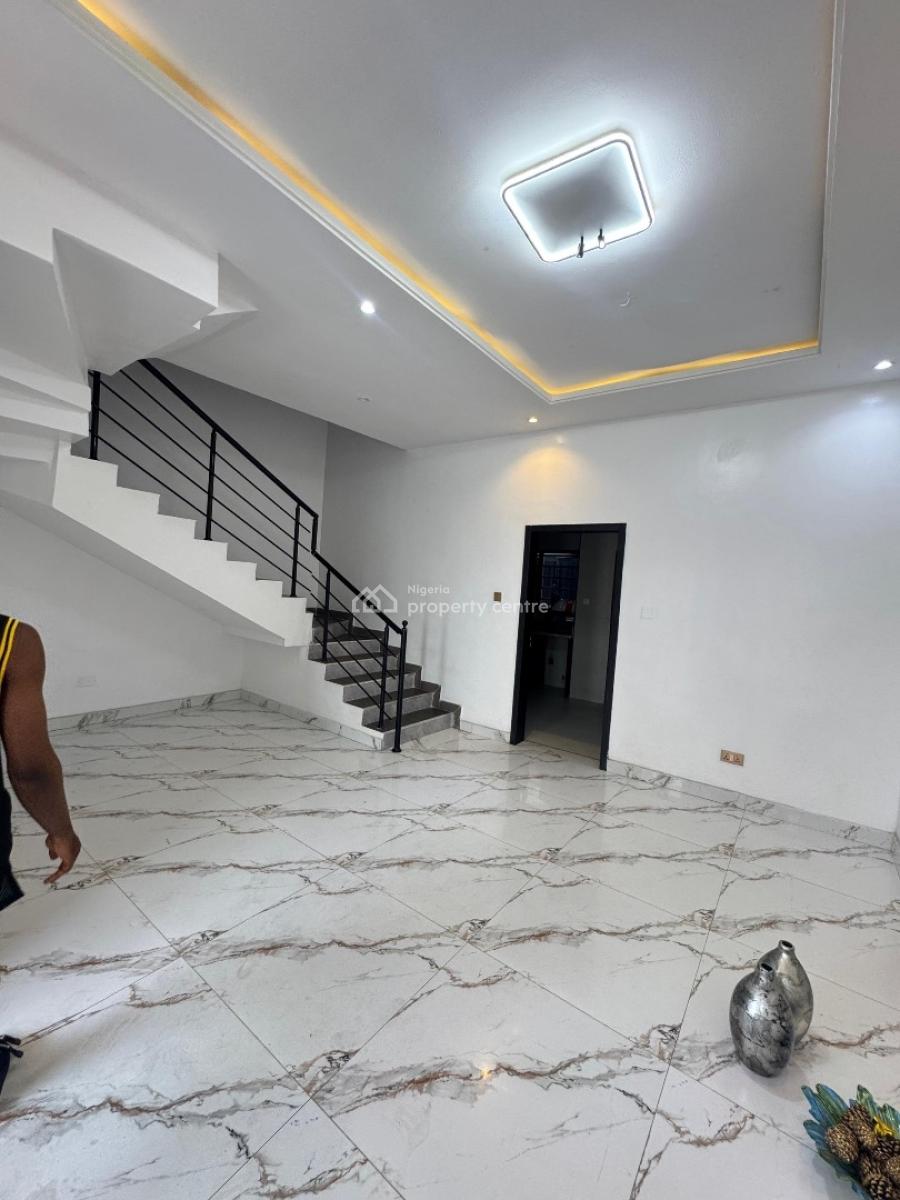Super Cool Luxury on 3 Floors, Ologolo, Lekki, Lagos, Terraced Duplex for Rent