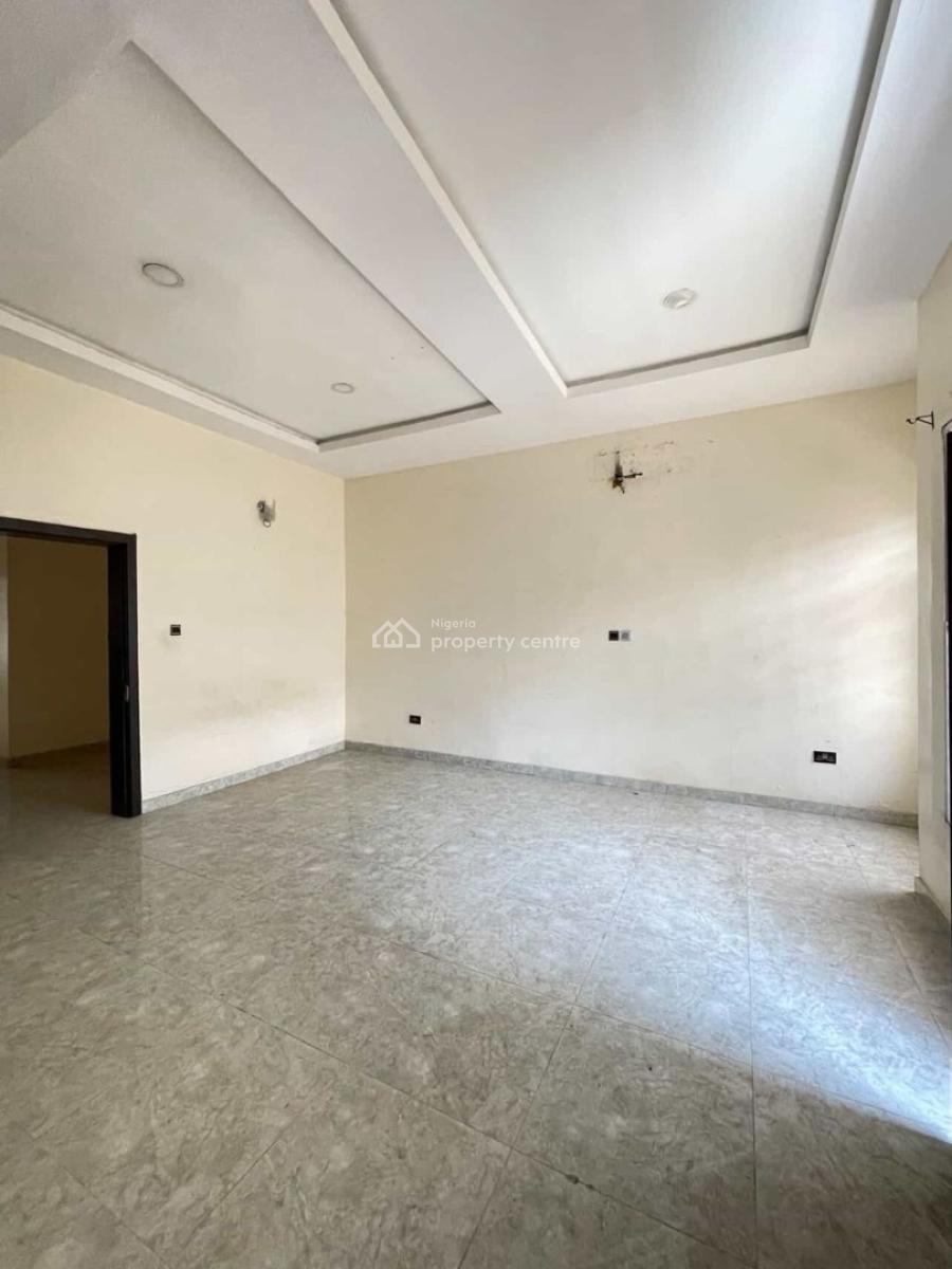 Spacious Well Built 4 Bedroom Terrece Duplex, Chevron Lekki Lagos, Lekki, Lagos, Terraced Duplex for Rent