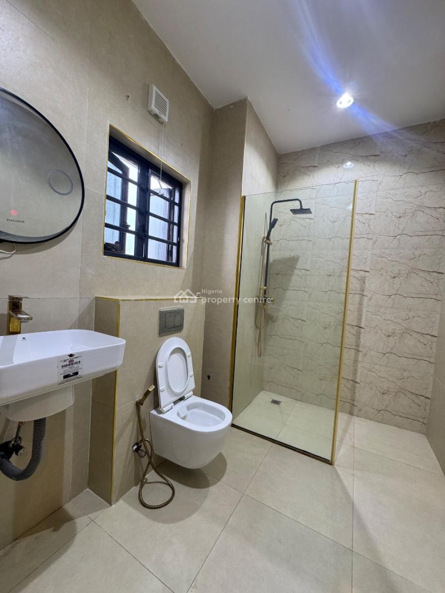 Decent 3bedroom Terrace with Bq, Ologolo, Lekki, Lagos, Terraced Duplex for Rent