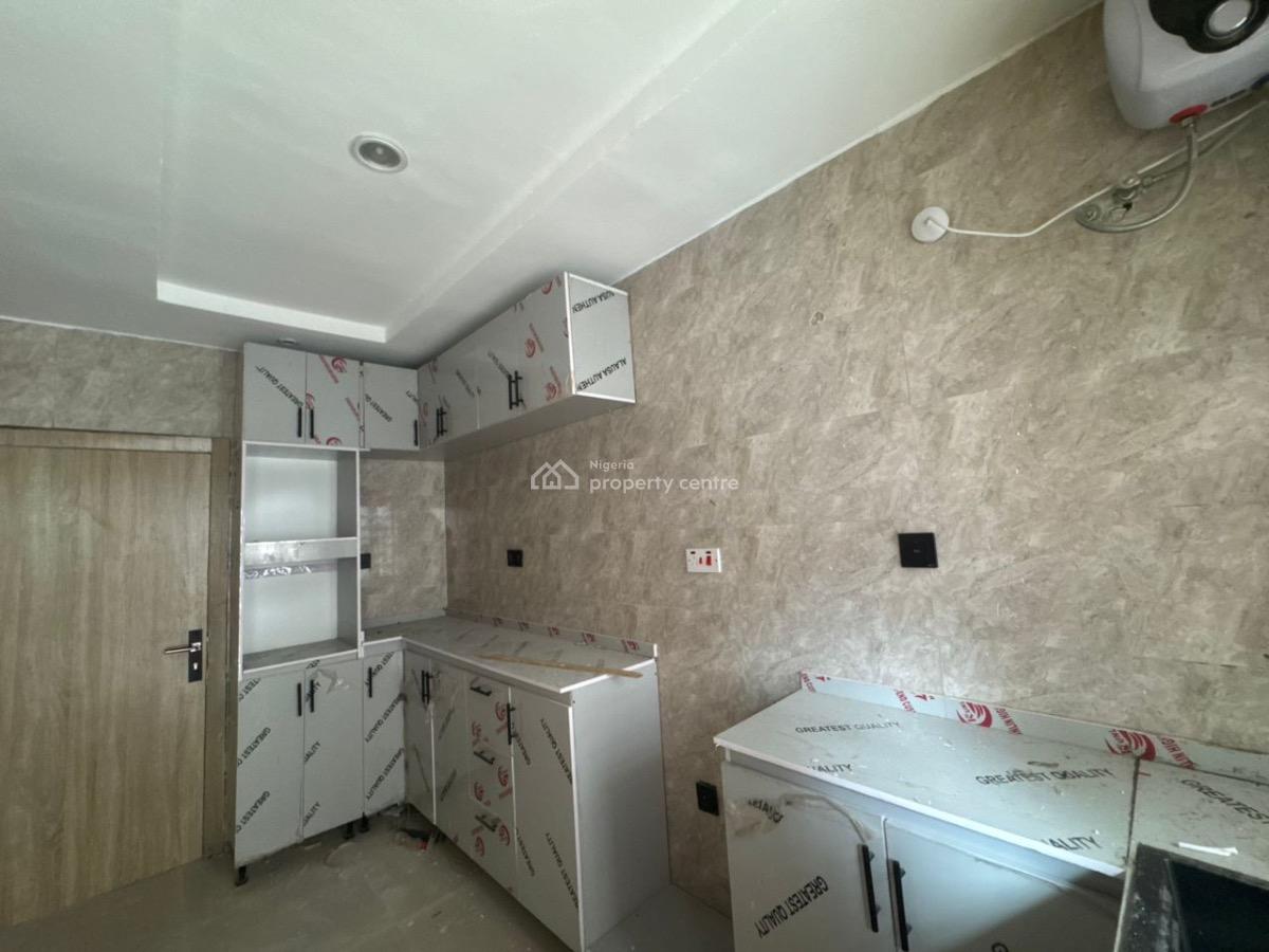 Serviced 3 Bedroom Apartment, Ologolo, Lekki, Lagos, Flat / Apartment for Rent