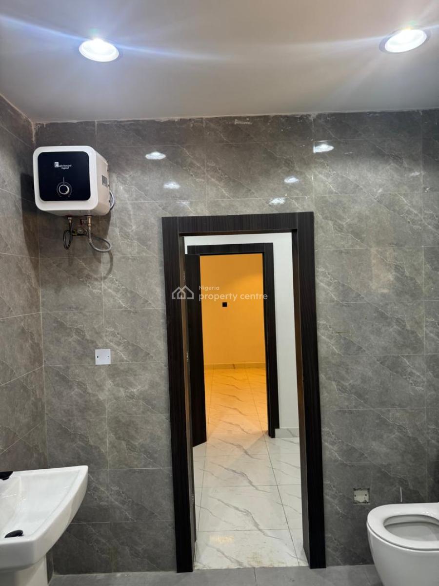 Spacious 3 Bedroom Apartment with a Room Bq on The 4th Floor, South West Ikoyi, Ikoyi, Lagos, Flat / Apartment for Rent