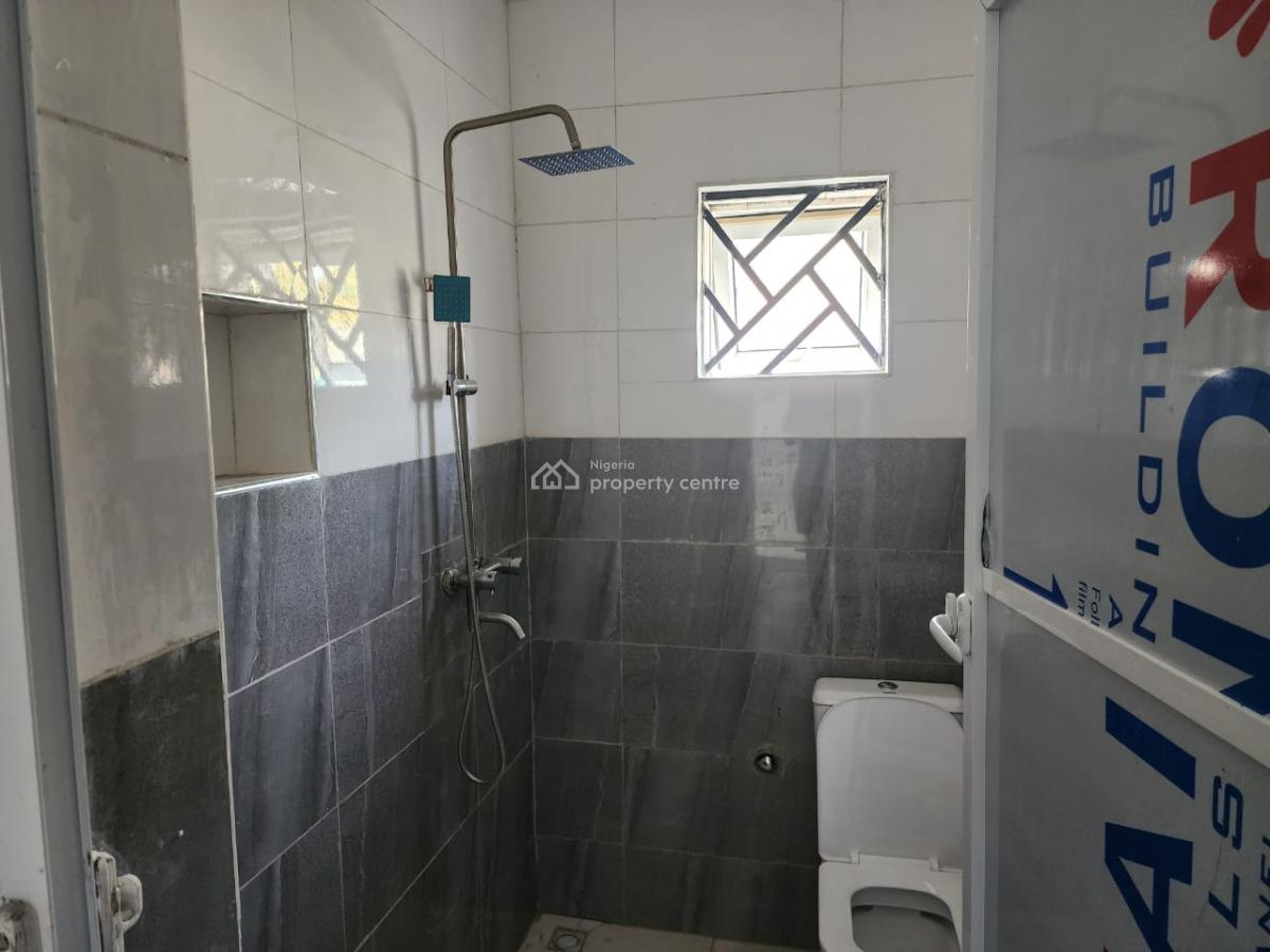 Three Bedroom Terrace, Brains and Hammer Estate, Dei Dei, Gwarinpa, Abuja, Terraced Bungalow for Sale