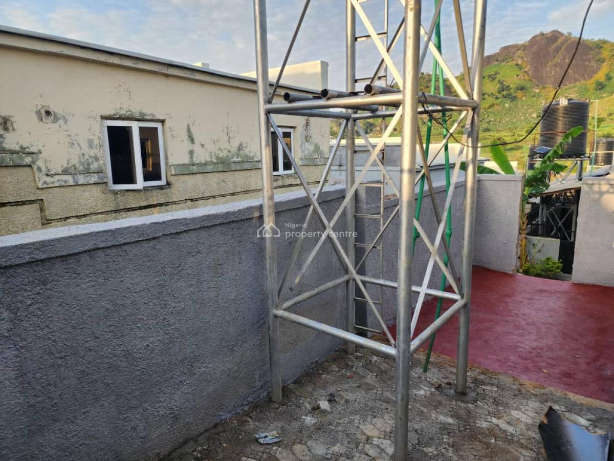 Three Bedroom Terrace, Brains and Hammer Estate, Dei Dei, Gwarinpa, Abuja, Terraced Bungalow for Sale