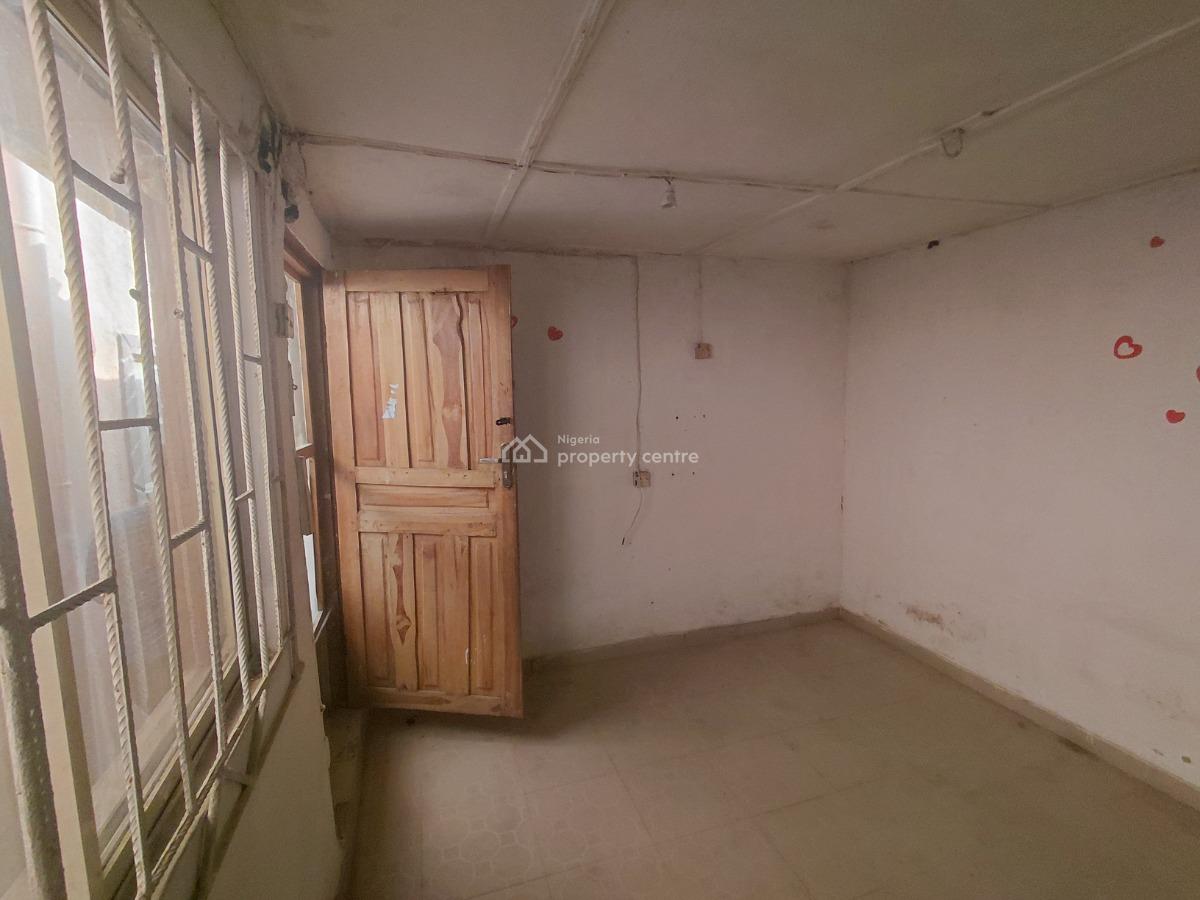 Decent Roomself Contain, Bakare Street, Alapere, Ketu, Lagos, Self Contain (single Rooms) for Rent