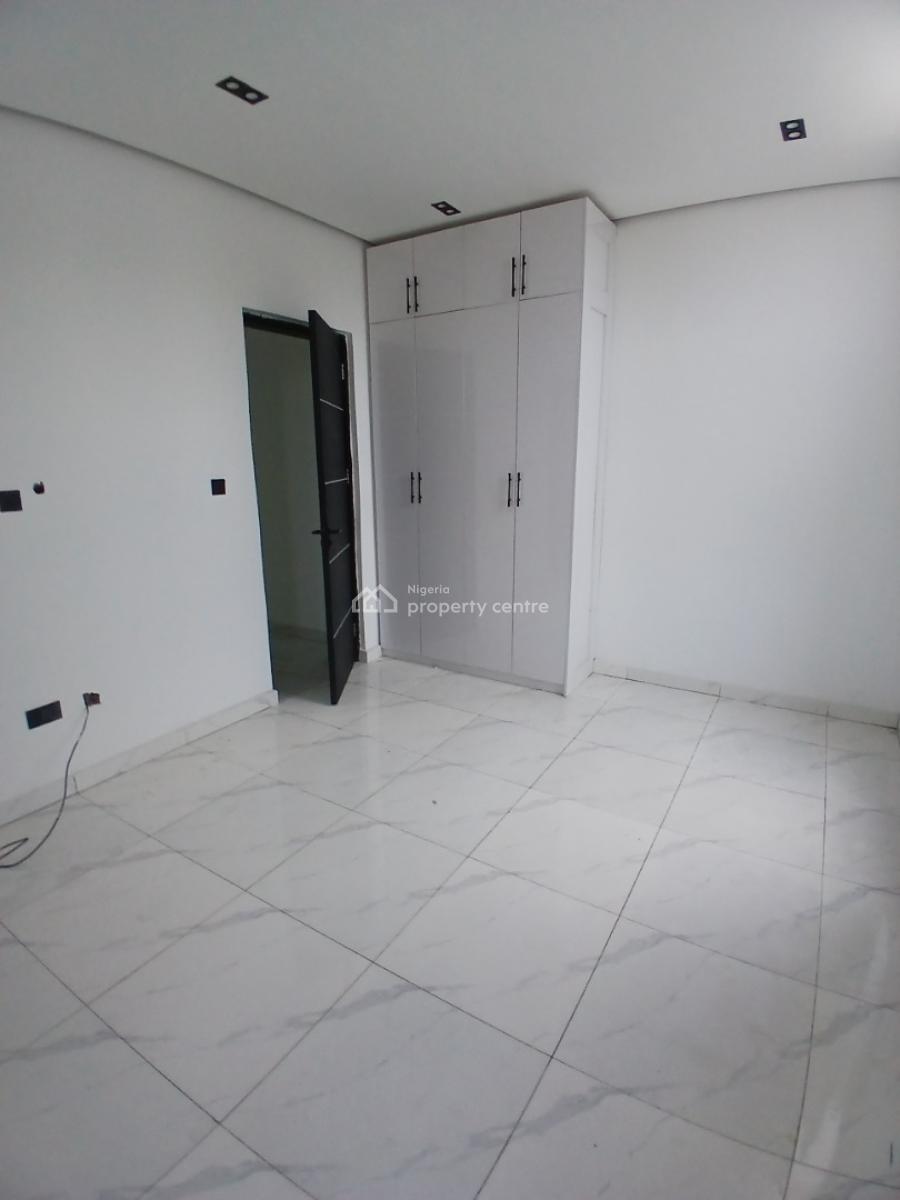 2, Before Chevron Drive 2nd Toll, Ologolo, Lekki, Lagos, Flat / Apartment for Sale