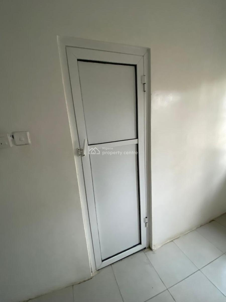 Self Serviced Mini Flat, Off Admiralty Road, Lekki Phase 1, Lekki, Lagos, Mini Flat (room and Parlour) for Rent