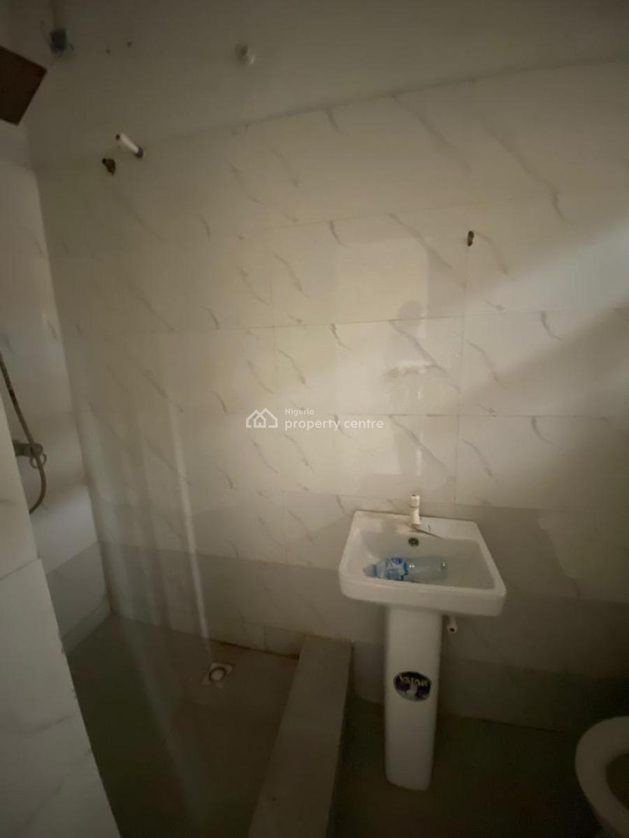 Self Serviced Mini Flat, Off Admiralty Road, Lekki Phase 1, Lekki, Lagos, Mini Flat (room and Parlour) for Rent