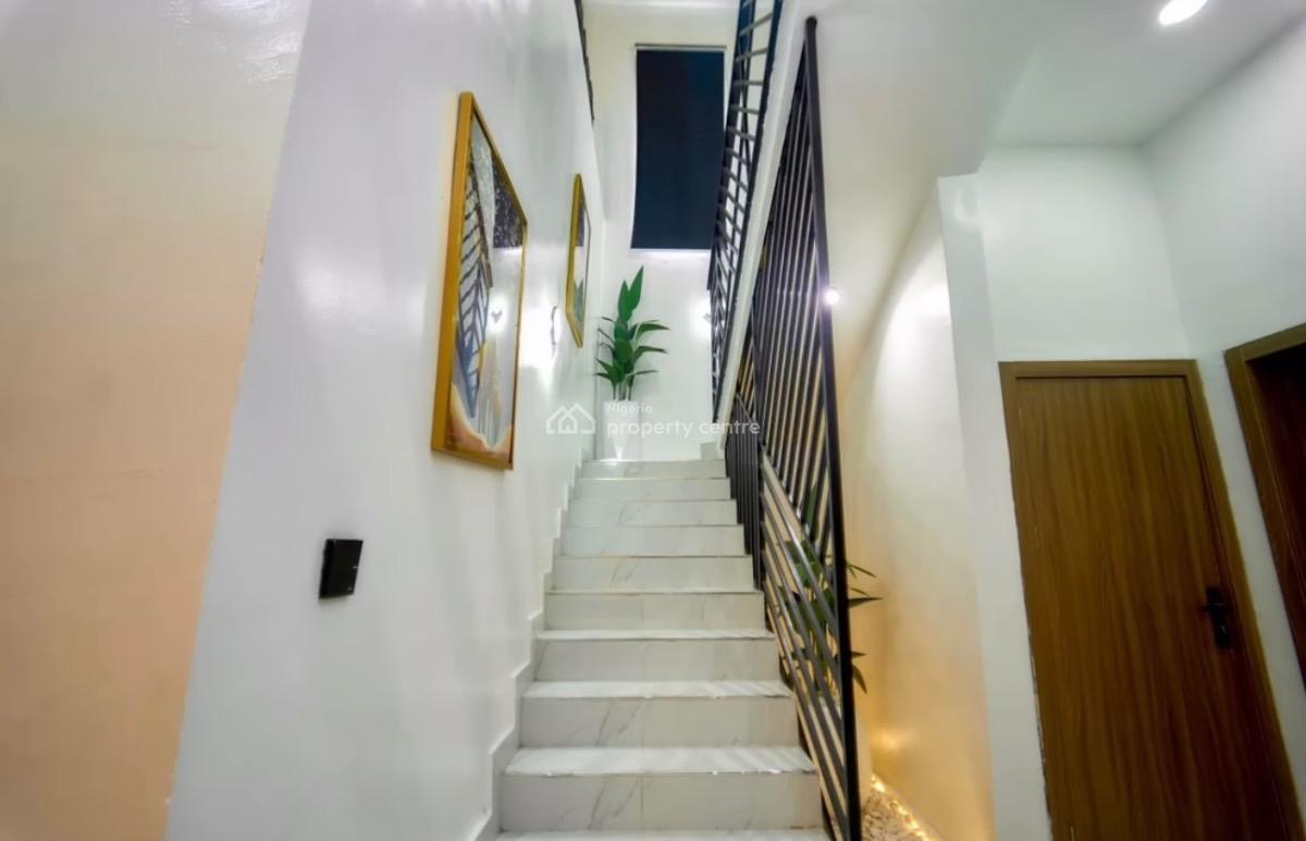 4 Bedroom Apartment, Ologolo, Lekki, Lagos, House Short Let