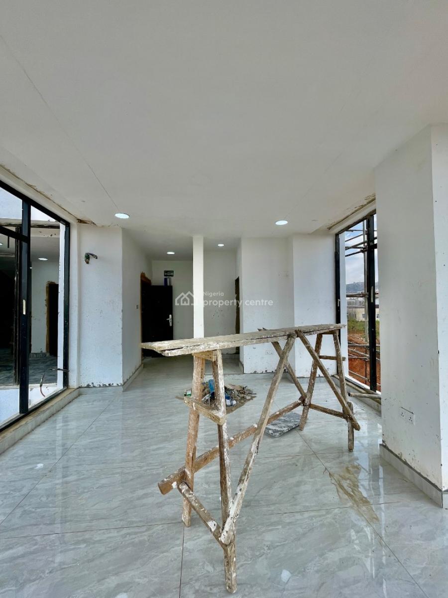 a Multi-story Commercial Plaza/complex, Dawaki, Gwarinpa, Abuja, Plaza / Complex / Mall for Rent