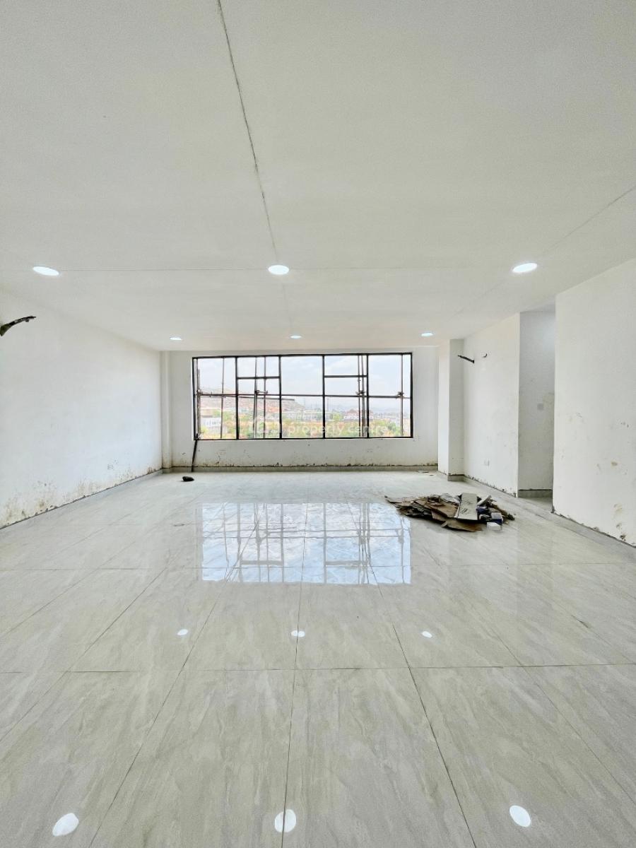a Multi-story Commercial Plaza/complex, Dawaki, Gwarinpa, Abuja, Plaza / Complex / Mall for Rent