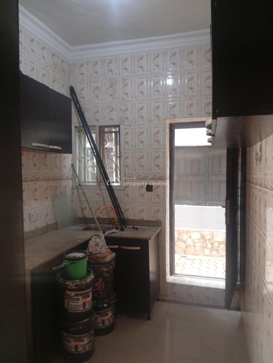Executive 2 Bedroom Flat, Anthony Uzom Estate ,via Ojodu Berger Lagos, Ojodu Berger, Ojodu, Lagos, Flat / Apartment for Rent