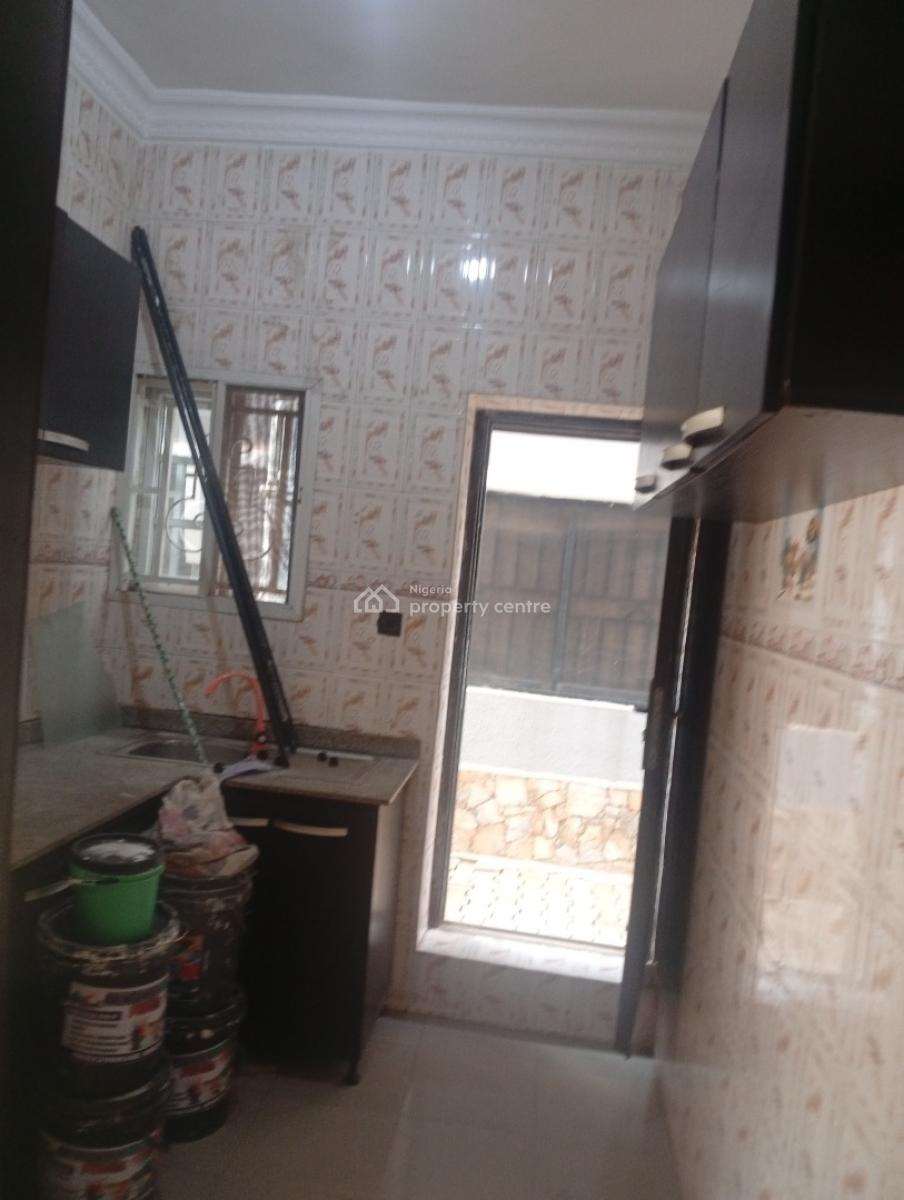 Executive 2 Bedroom Flat, Anthony Uzom Estate ,via Ojodu Berger Lagos, Ojodu Berger, Ojodu, Lagos, Flat / Apartment for Rent