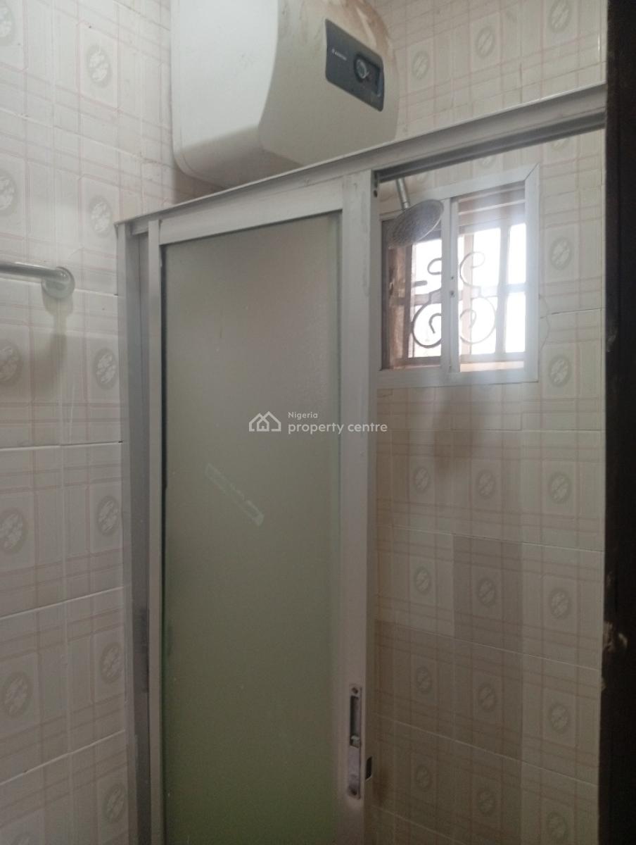 Executive 2 Bedroom Flat, Anthony Uzom Estate ,via Ojodu Berger Lagos, Ojodu Berger, Ojodu, Lagos, Flat / Apartment for Rent