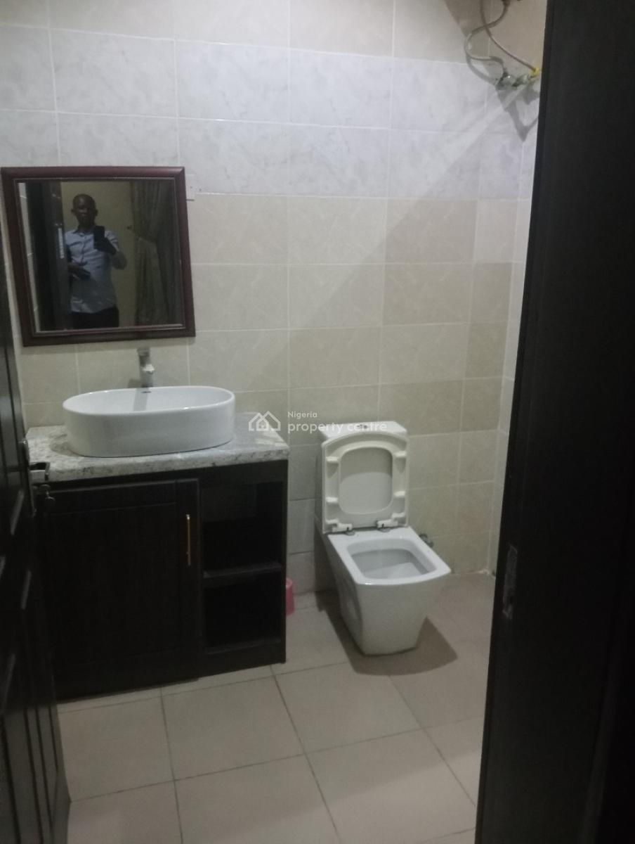 2 Bedroom Standard and Service Apartment Now Available, Guzape Main, Guzape District, Abuja, Flat / Apartment for Rent