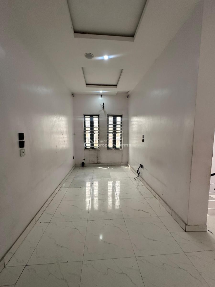 Well-maintained 4 Bedroom Apartment, Orchid, Lekki, Lagos, Terraced Duplex for Rent
