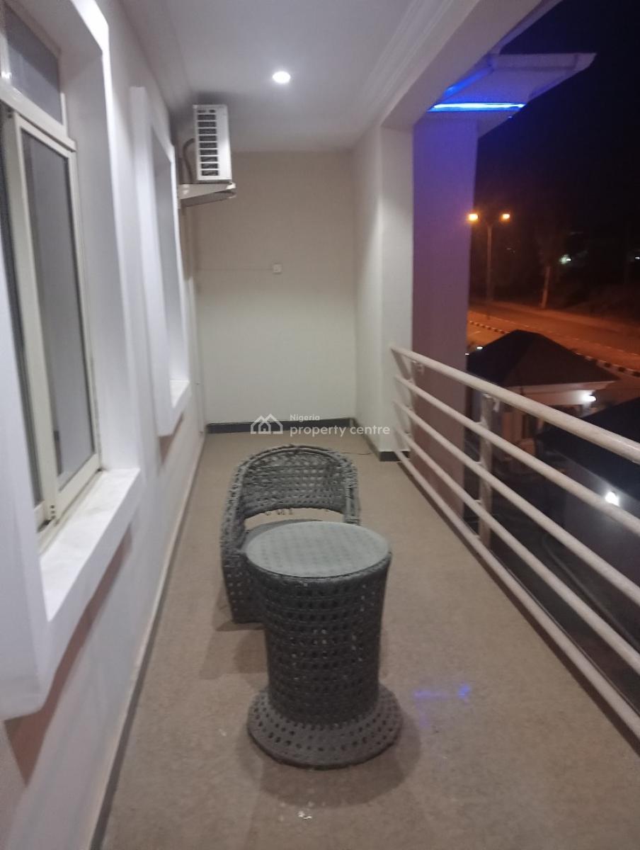 1 Bedroom Furnished and Service Apartment Now Available, Guzape Main, Guzape District, Abuja, Flat / Apartment for Rent