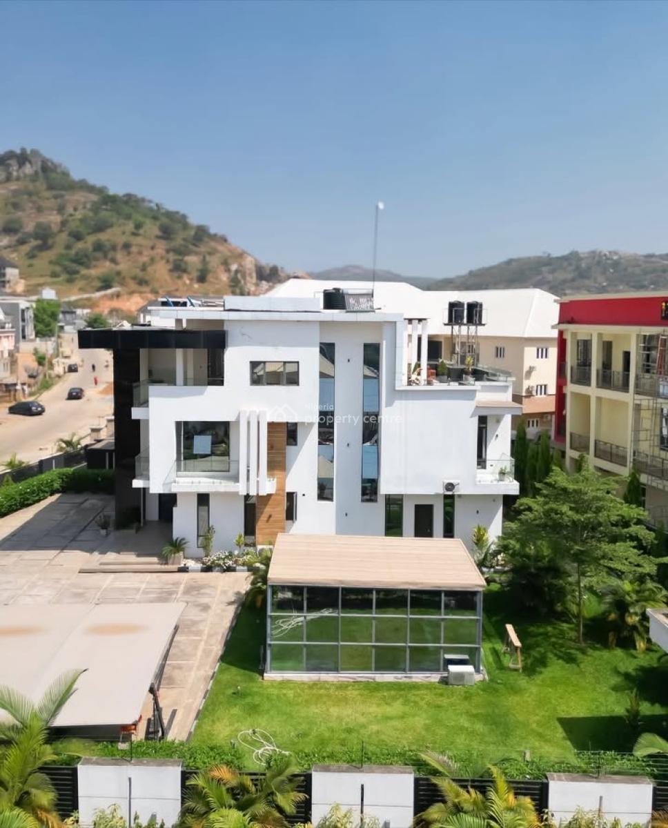 a Majestic 8-bedroom Villa, Dawaki, Gwarinpa, Abuja, Detached Duplex for Sale