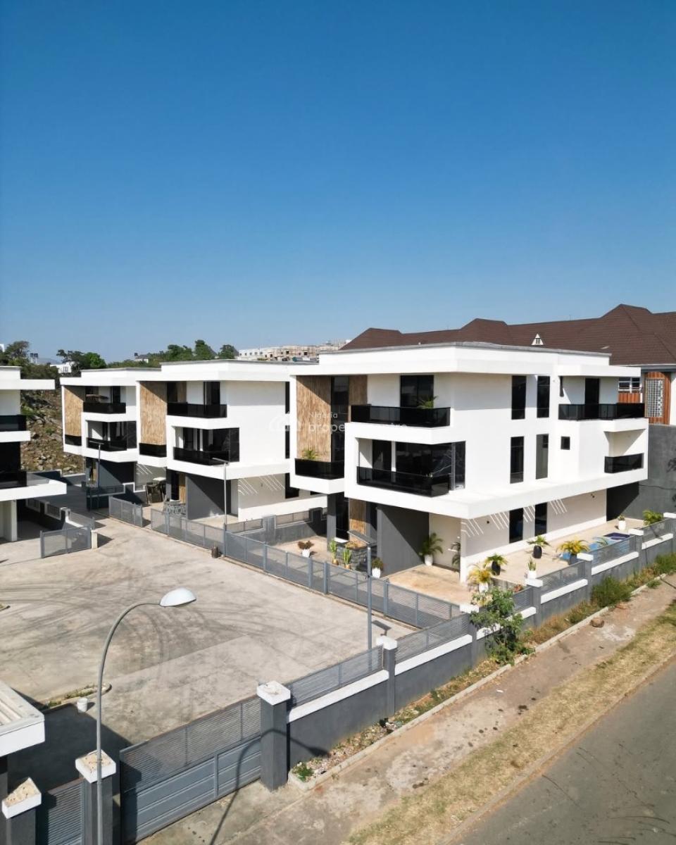 6 Bedroom Fully Detached Duplex, Guzape District, Abuja, Detached Duplex for Sale