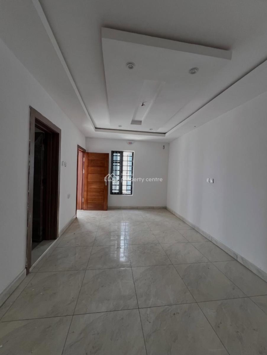 2bedrooms Terrace Duplex Available, Ologolo, Lekki, Lagos, Terraced Duplex for Rent