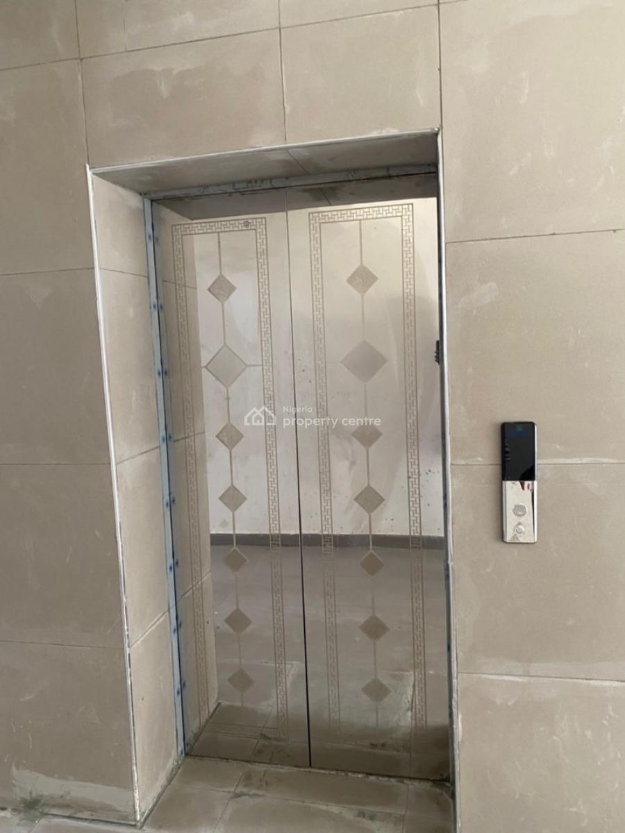 Spacious and Standard 2bedroom Maisonette with Swimming Pool and Gym, Facing Costal Road, Lekki Expressway, Lekki, Lagos, Flat / Apartment for Sale