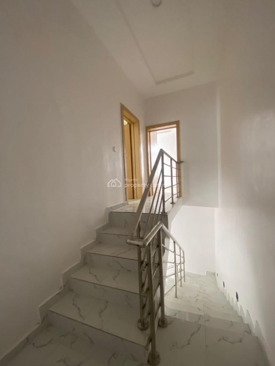 Spacious and Standard 2bedroom Maisonette with Swimming Pool and Gym, Facing Costal Road, Lekki Expressway, Lekki, Lagos, Flat / Apartment for Sale