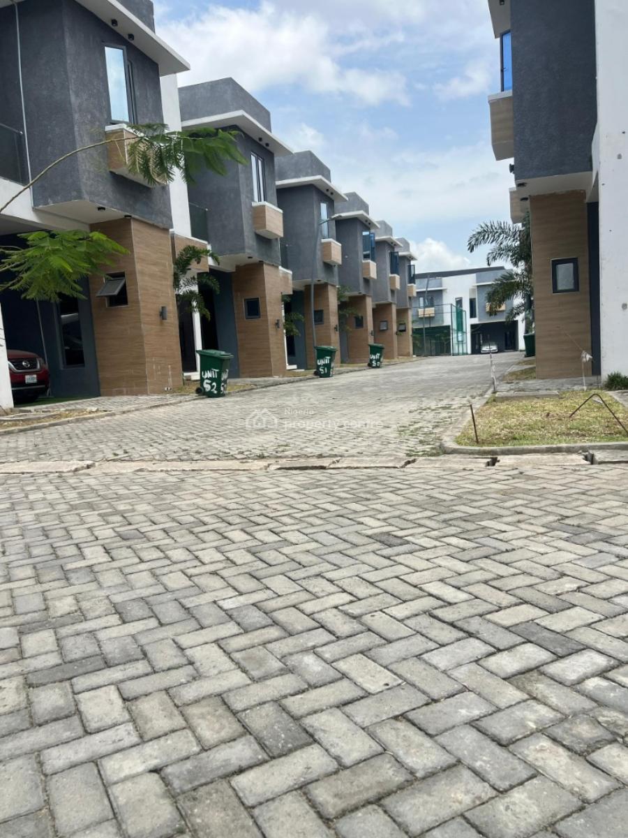 Serviced 3 Bedroom Modern Terrace Duplex with Bq, Pool & Gym Available, Ajah, Lagos, Terraced Duplex for Rent