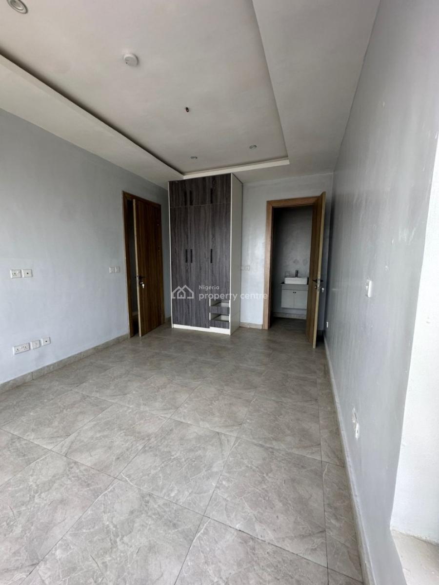 Tastefully Built 3-bedroom Apartment on The 5th Floor, Lekki Phase 1, Lekki, Lagos, Flat / Apartment for Sale