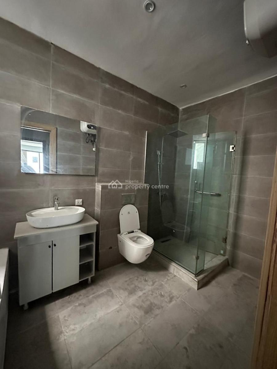 Tastefully Built 3-bedroom Apartment on The 5th Floor, Lekki Phase 1, Lekki, Lagos, Flat / Apartment for Sale