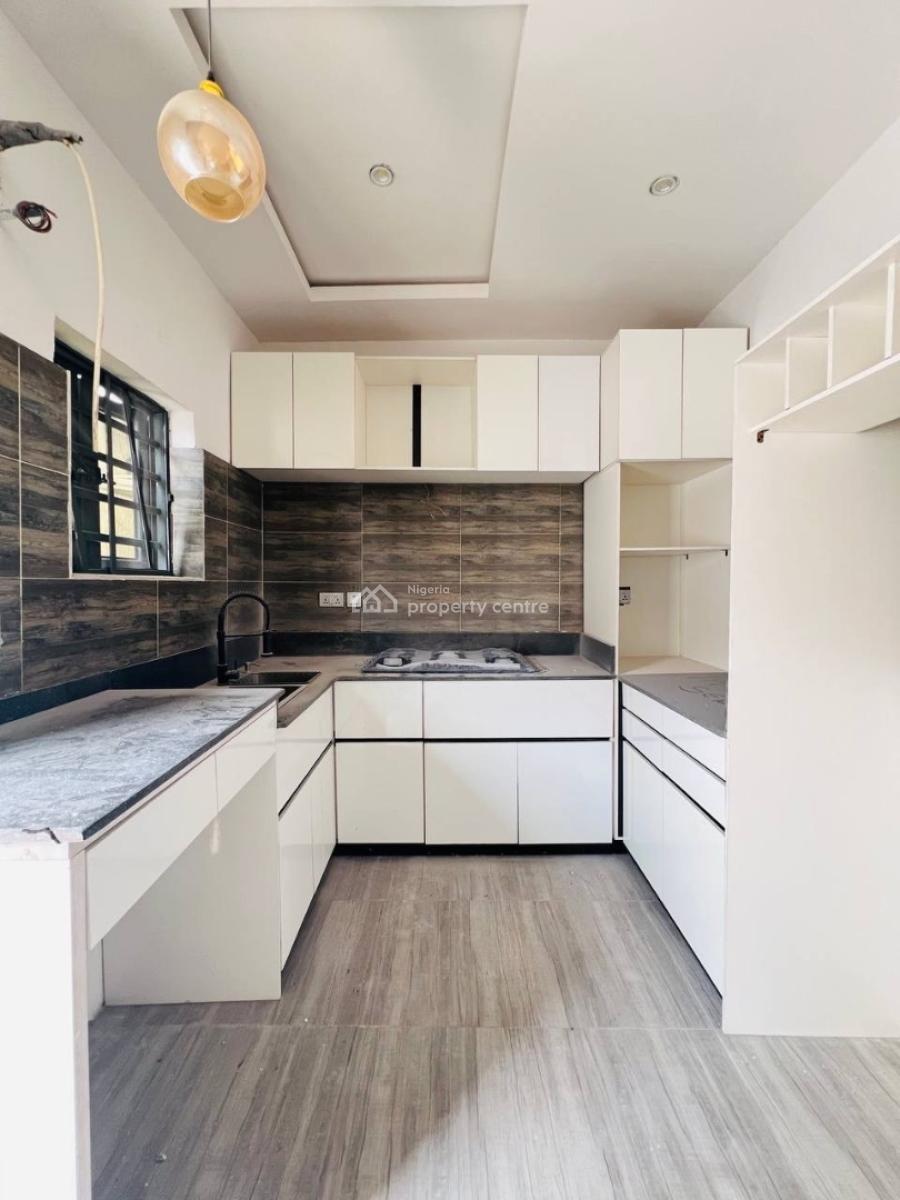 4bedroom Terrace Duplex, in a Great and Gated Estate in Chevron, Lekki Expressway, Lekki, Lagos, Terraced Duplex for Sale