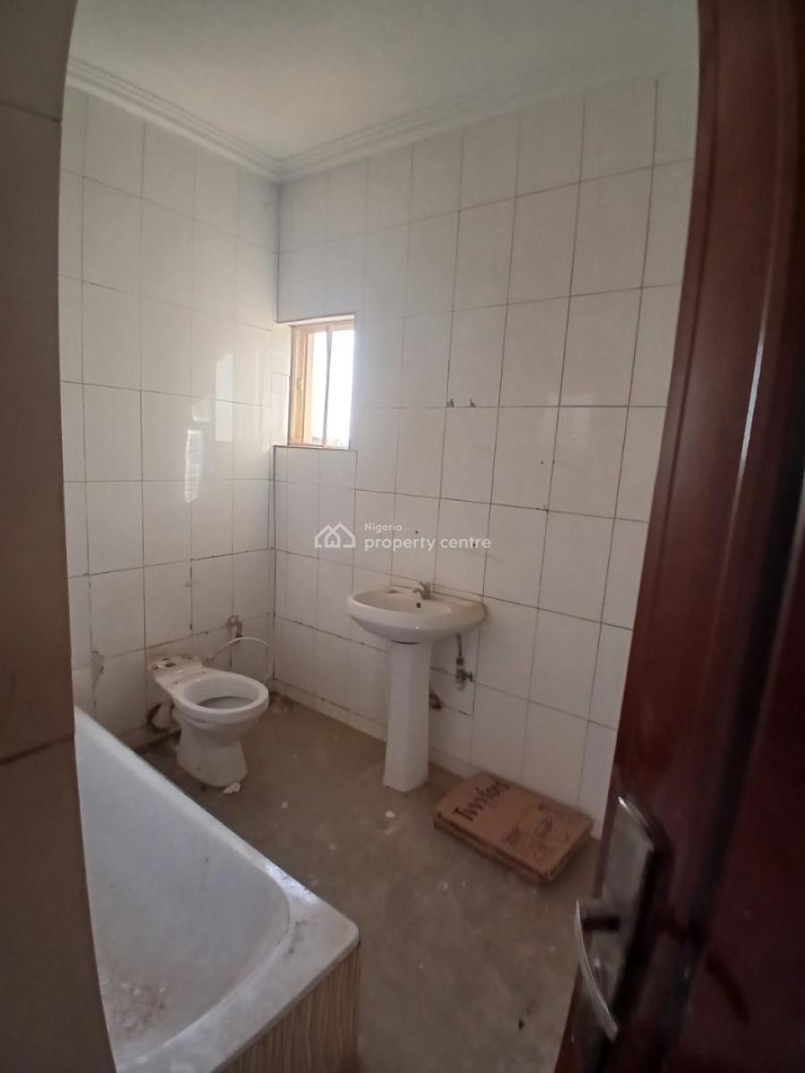Spacious 3 Bedrooms All Rooms in Suite, Kaura, Abuja, Flat / Apartment for Rent