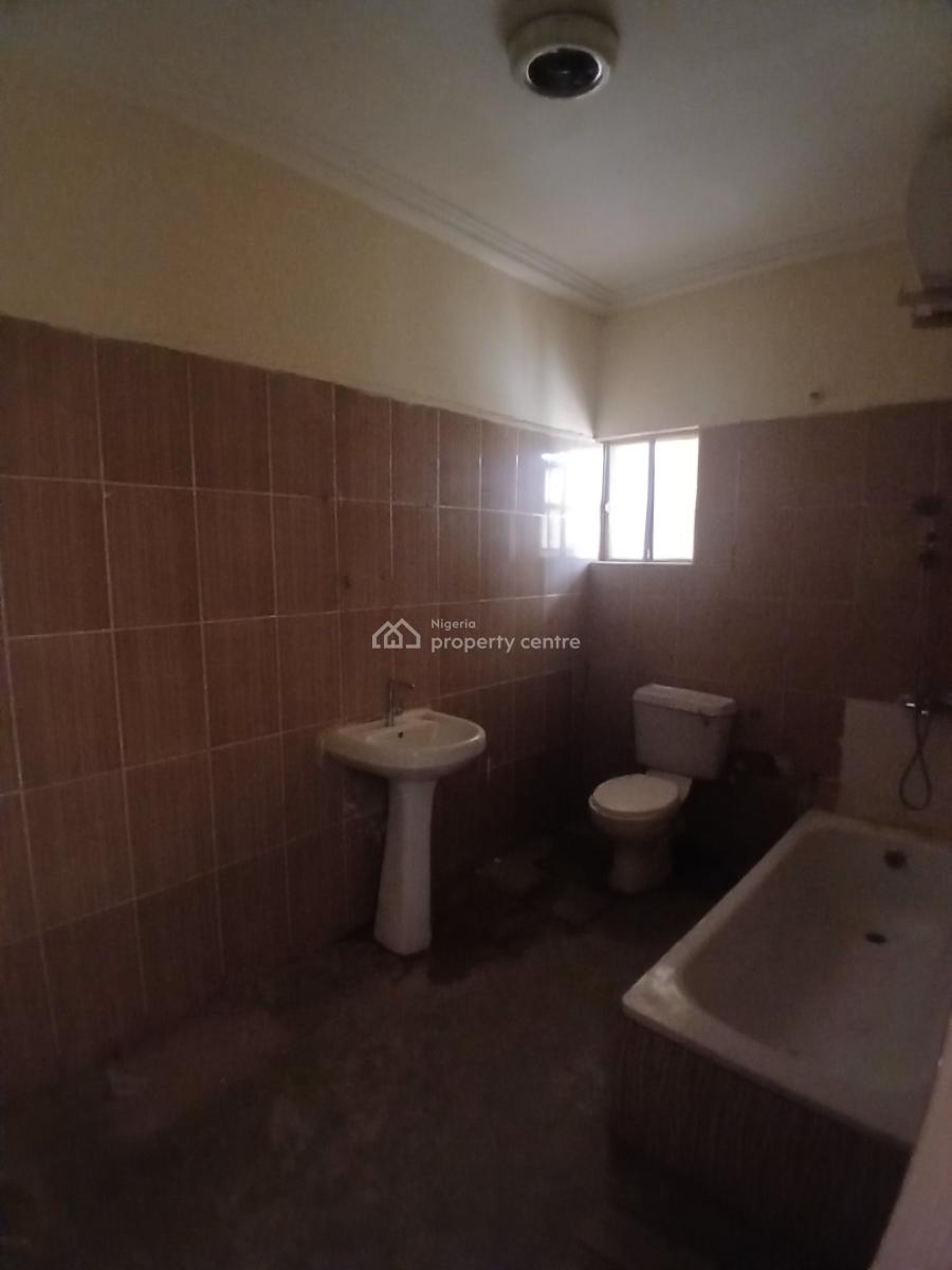 Spacious 3 Bedrooms All Rooms in Suite, Kaura, Abuja, Flat / Apartment for Rent