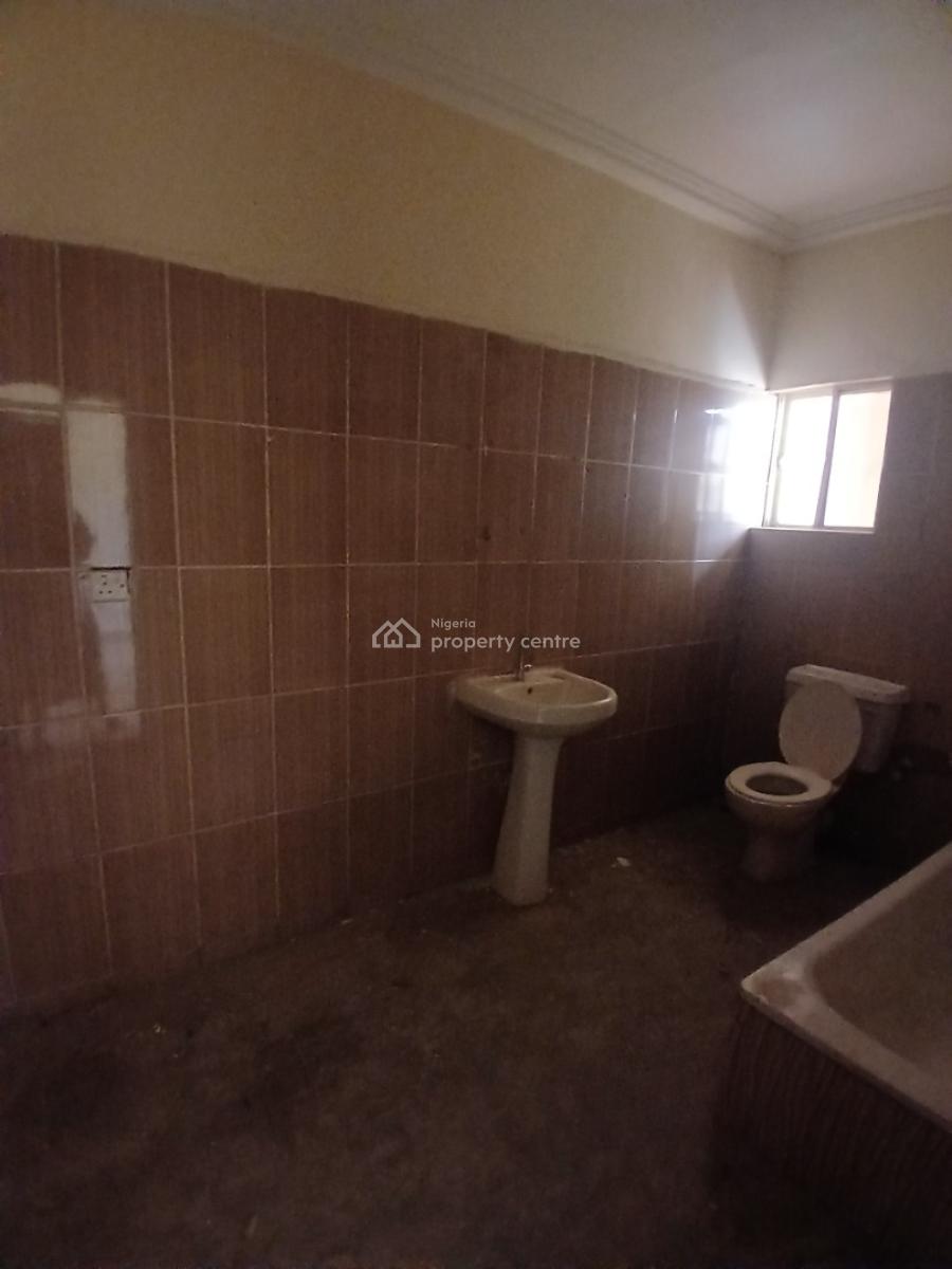 Spacious 3 Bedrooms All Rooms in Suite, Kaura, Abuja, Flat / Apartment for Rent