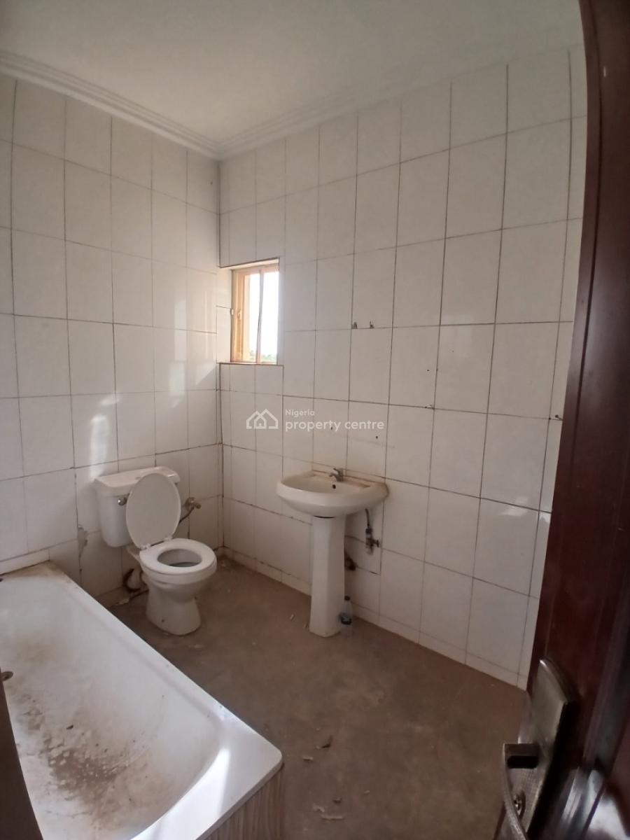 Spacious 3 Bedrooms All Rooms in Suite, Kaura, Abuja, Flat / Apartment for Rent