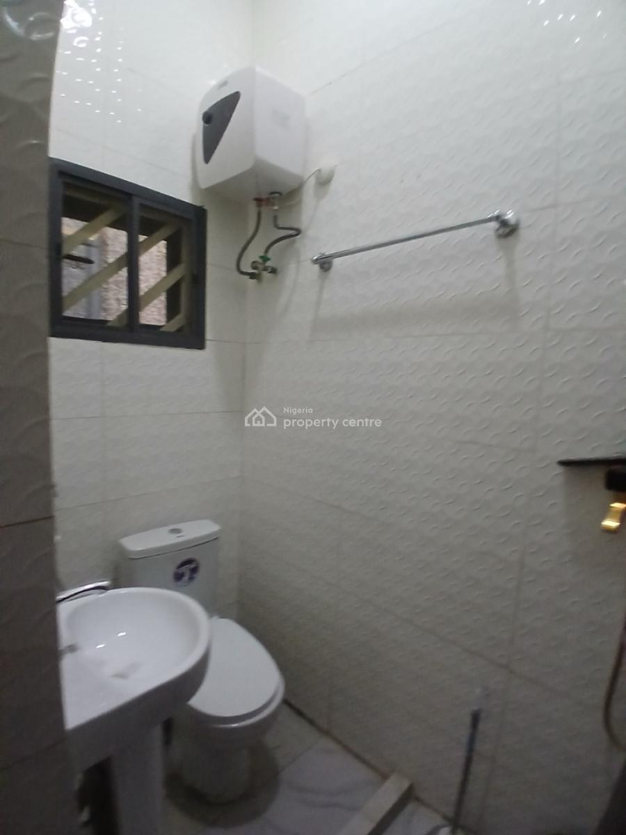 Luxury 2 Bedrooms Bungalow with Self Compound, Garki, Abuja, Semi-detached Bungalow for Rent