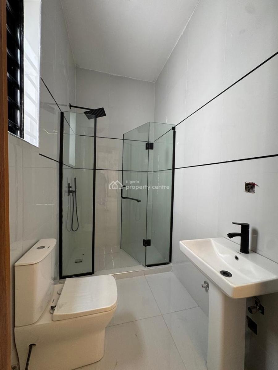 Classy  5  Bedrooms with a Swimming Pool, Lekki, Lagos, Detached Duplex for Sale