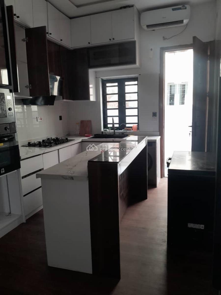 Luxury 4bedroom, Ikota Gra, Lekki, Lagos, Semi-detached Duplex for Rent