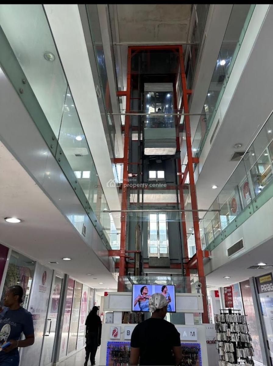 Plaze, Lekki Phase 1, Lekki, Lagos, Plaza / Complex / Mall for Rent